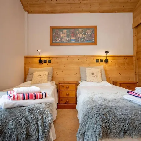 Impressive Dazura In Valtocado Villa *