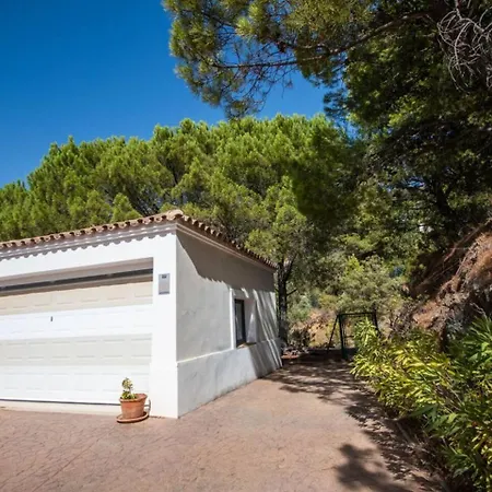 Impressive Dazura In Valtocado Mijas